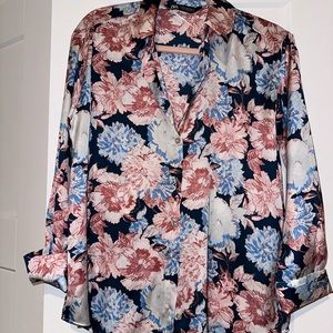 **Never Worn** ZARA floral blouse